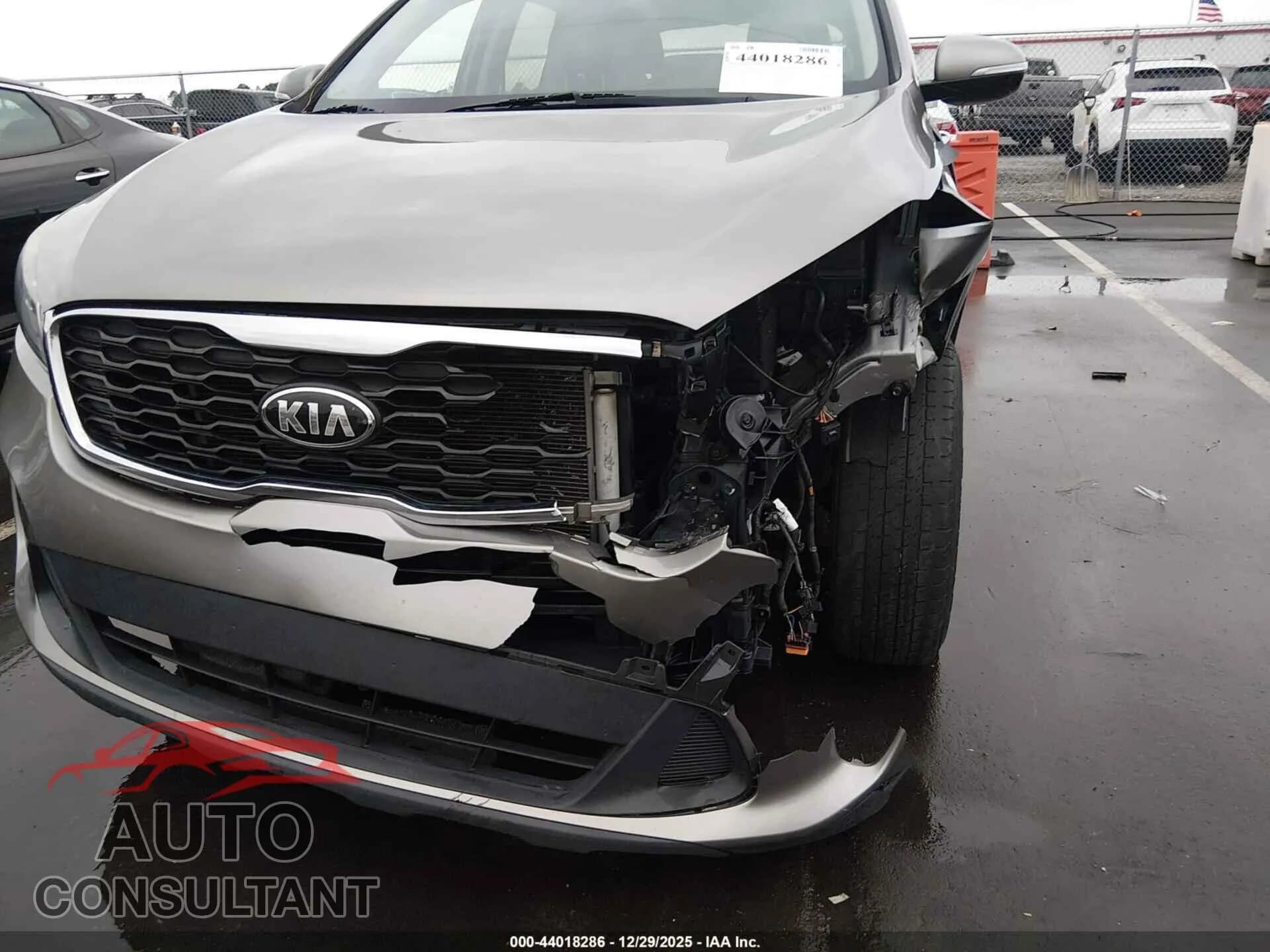2019 KIA SORENTO Damaged VIN 5XYPG4A37KG531669 – photo 18 2019 KIA SORENTO Damaged VIN 5XYPG4A37KG531669 – photo 18