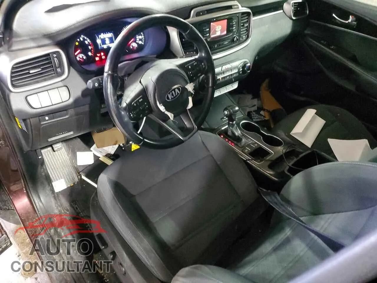 2016 KIA SORENTO Damaged VIN 5XYPG4A52GG049992 – undercarriage 2016 KIA SORENTO Damaged VIN 5XYPG4A52GG049992 – undercarriage