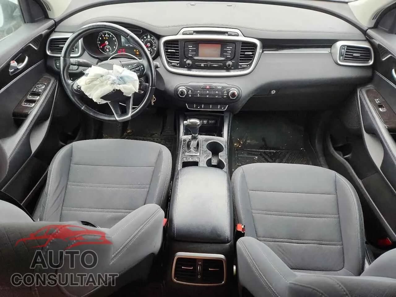 2016 KIA SORENTO Damaged VIN 5XYPGDA38GG060526 – undercarriage 2016 KIA SORENTO Damaged VIN 5XYPGDA38GG060526 – undercarriage