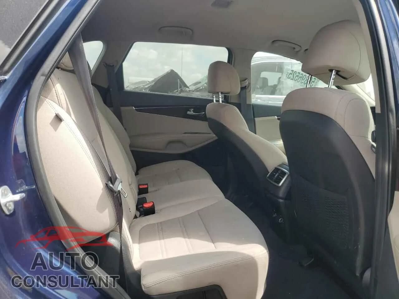 2017 KIA SORENTO Damaged VIN 5XYPGDA39HG203694 – odometer reading 2017 KIA SORENTO Damaged VIN 5XYPGDA39HG203694 – odometer reading