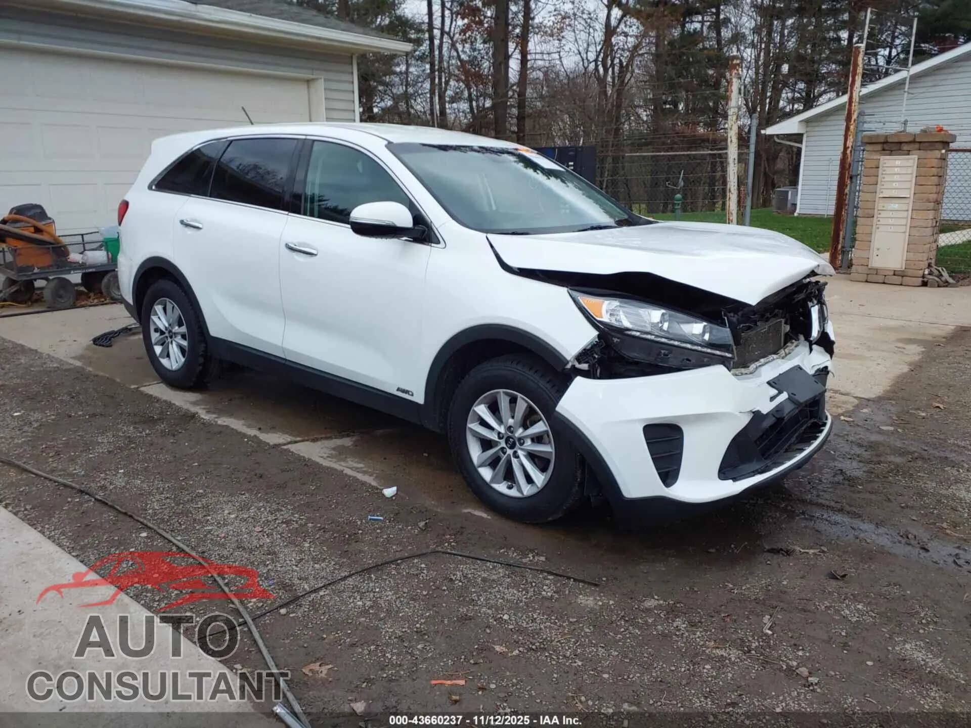 2020 KIA SORENTO Damaged VIN 5XYPGDA39LG651250 – front exterior 2020 KIA SORENTO Damaged VIN 5XYPGDA39LG651250 – front exterior