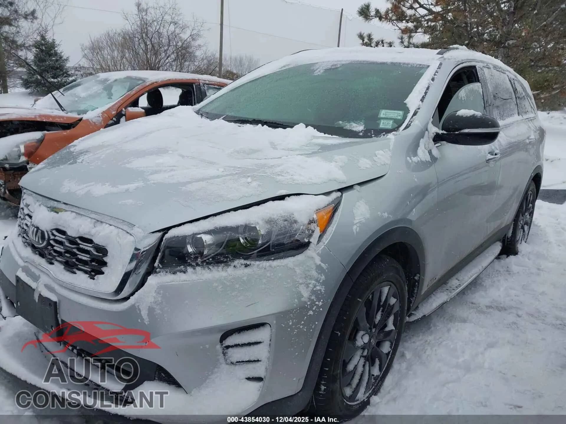 2019 KIA SORENTO Damaged VIN 5XYPGDA53KG583575 – rear exterior 2019 KIA SORENTO Damaged VIN 5XYPGDA53KG583575 – rear exterior