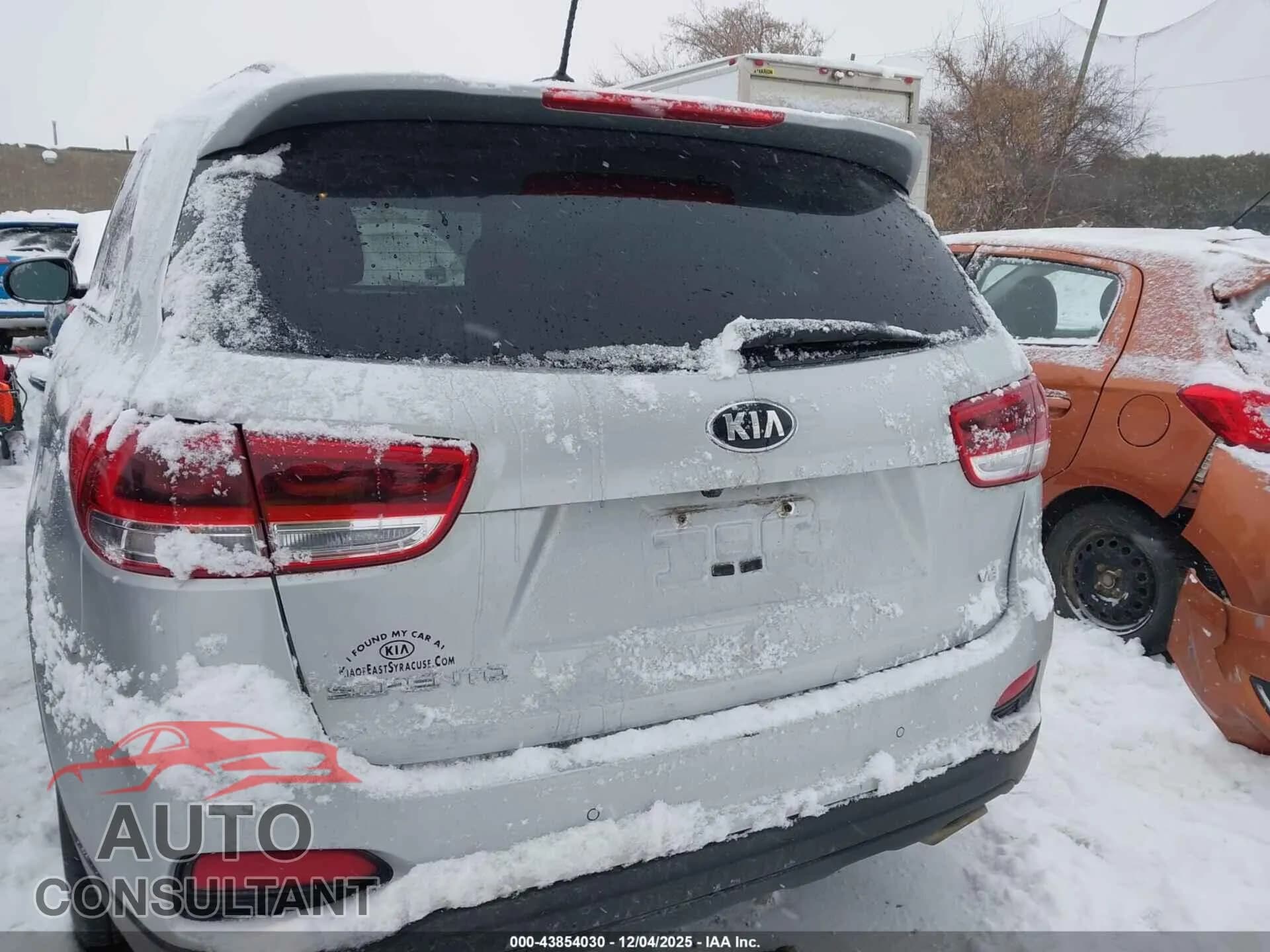 2019 KIA SORENTO Damaged VIN 5XYPGDA53KG583575 – photo 17 2019 KIA SORENTO Damaged VIN 5XYPGDA53KG583575 – photo 17
