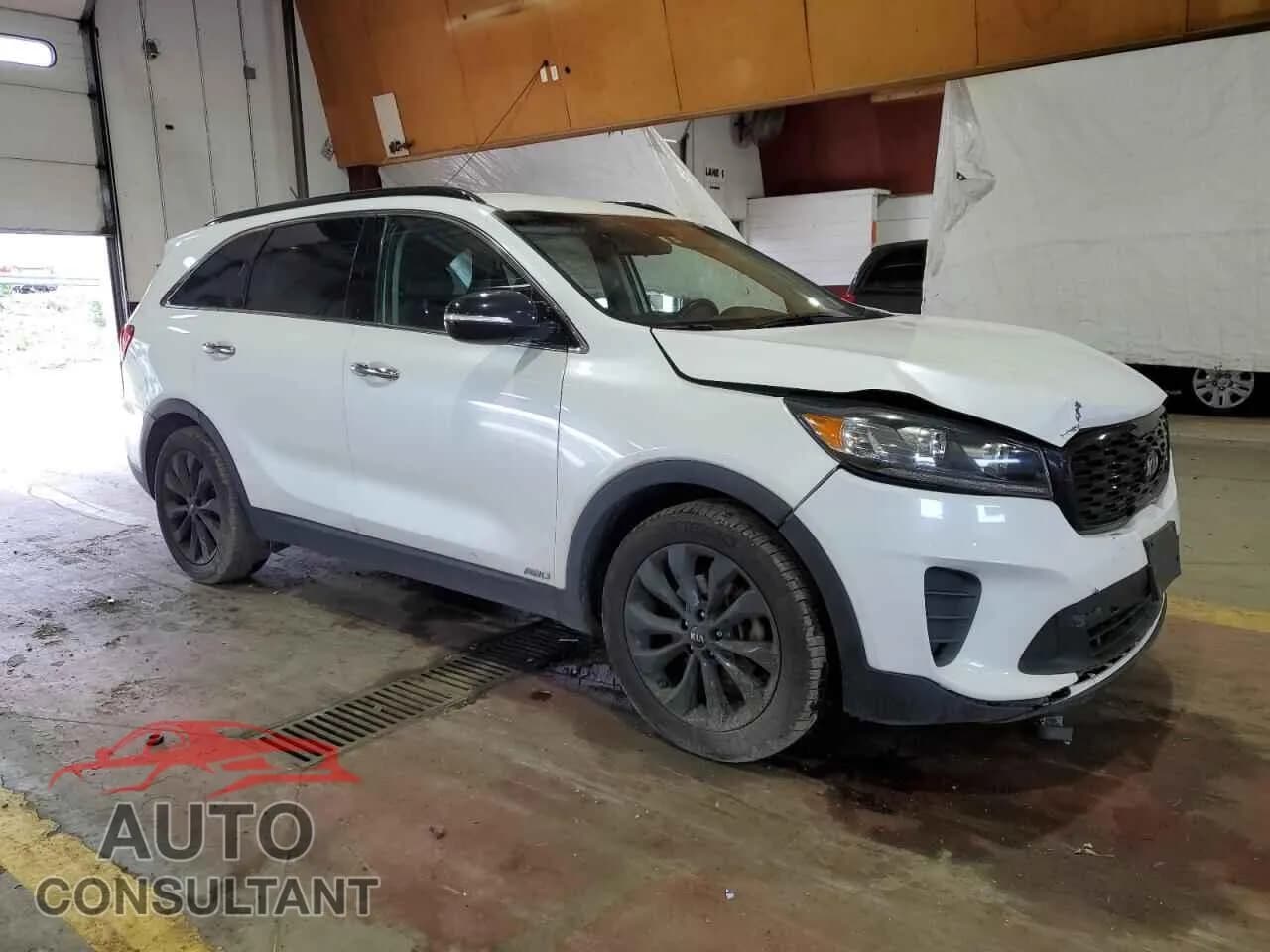 2019 KIA SORENTO Damaged VIN 5XYPGDA55KG582444 – dashboard 2019 KIA SORENTO Damaged VIN 5XYPGDA55KG582444 – dashboard