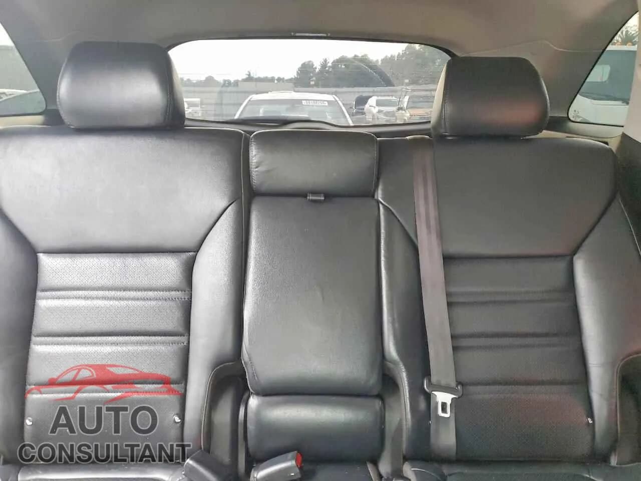 2017 KIA SORENTO Damaged VIN 5XYPHDA14HG247730 – odometer reading 2017 KIA SORENTO Damaged VIN 5XYPHDA14HG247730 – odometer reading