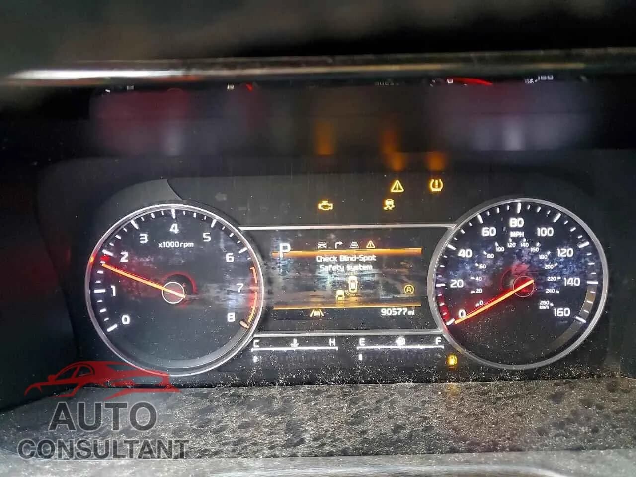 2022 KIA SORENTO Damaged VIN 5XYRH4LF5NG093428 – trunk area 2022 KIA SORENTO Damaged VIN 5XYRH4LF5NG093428 – trunk area