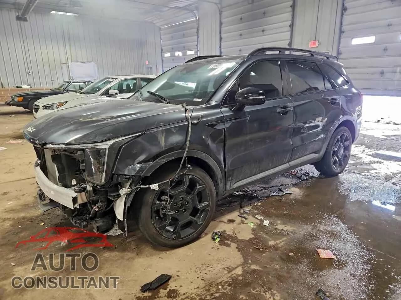 2024 KIA SORENTO Damaged VIN 5XYRHDJF9RG306910 – front exterior 2024 KIA SORENTO Damaged VIN 5XYRHDJF9RG306910 – front exterior