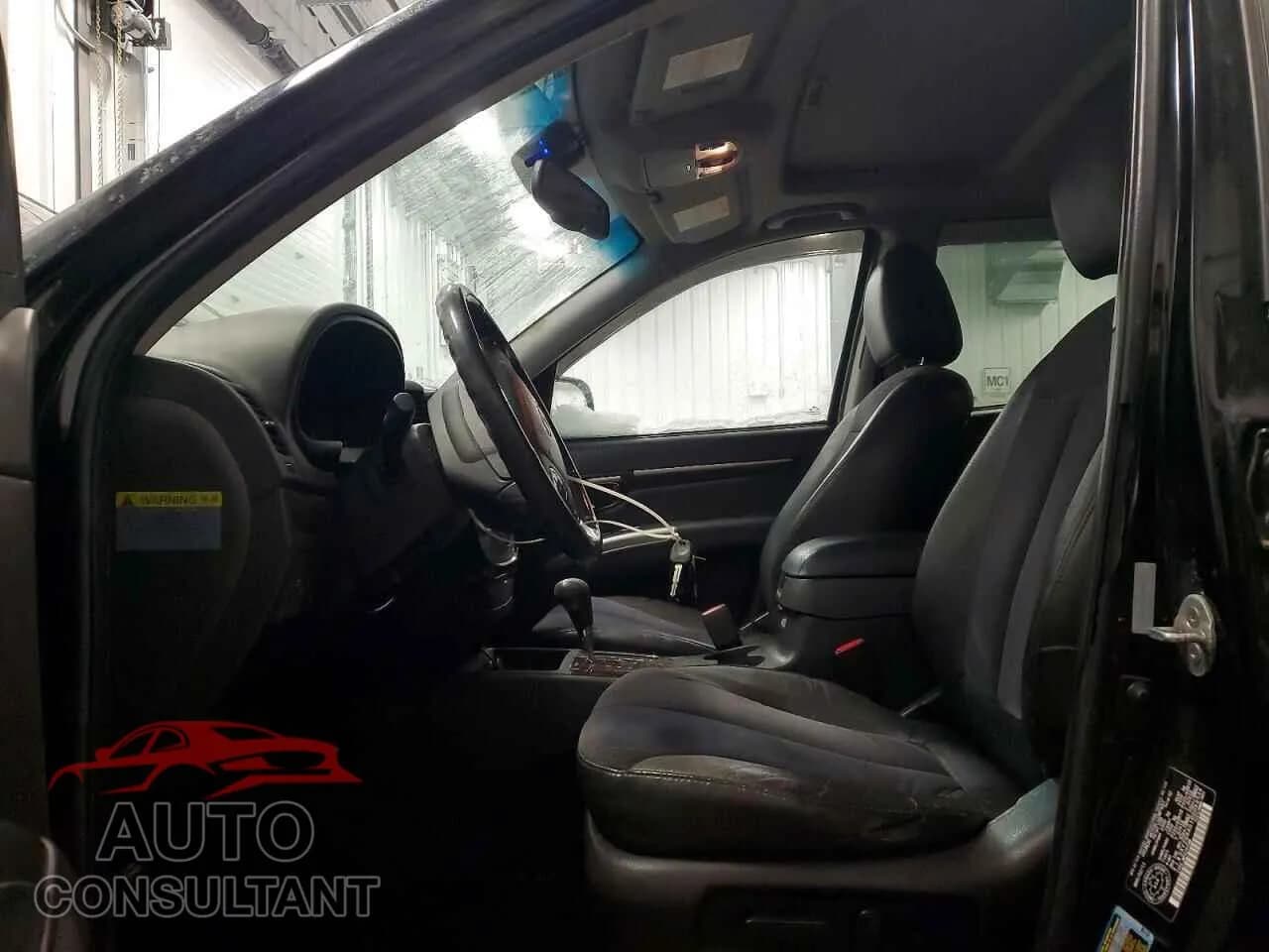 2011 HYUNDAI SANTA FE Damaged VIN 5XYZG4AG1BG049534 – exterior detail 2011 HYUNDAI SANTA FE Damaged VIN 5XYZG4AG1BG049534 – exterior detail