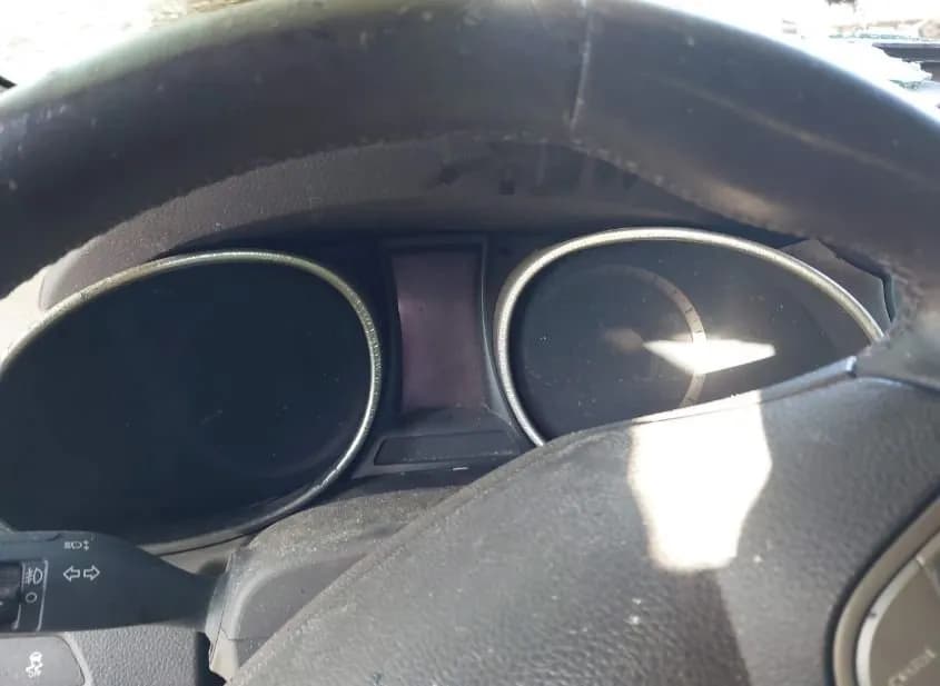 2013 HYUNDAI SANTA Used VIN 5XYZU3LB5DG034140 – side profile 2013 HYUNDAI SANTA Used VIN 5XYZU3LB5DG034140 – side profile