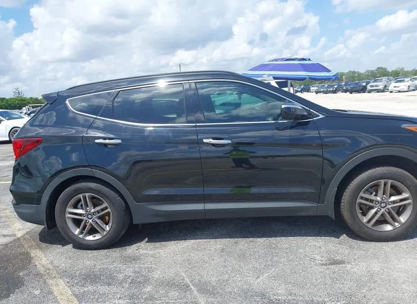 2017 HYUNDAI Santa Fe Used VIN 5XYZU3LB5HG457936 – dashboard 2017 HYUNDAI Santa Fe Used VIN 5XYZU3LB5HG457936 – dashboard