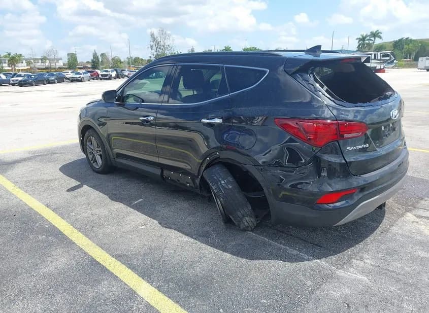 2017 HYUNDAI Santa Fe Used VIN 5XYZU3LB5HG457936 – undercarriage 2017 HYUNDAI Santa Fe Used VIN 5XYZU3LB5HG457936 – undercarriage