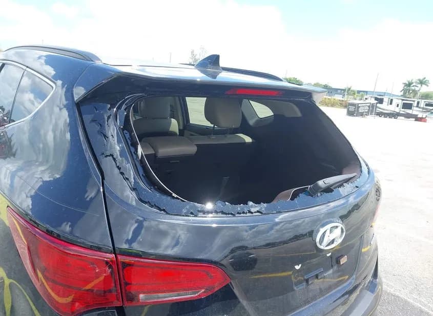 2017 HYUNDAI Santa Fe Used VIN 5XYZU3LB5HG457936 – odometer reading 2017 HYUNDAI Santa Fe Used VIN 5XYZU3LB5HG457936 – odometer reading