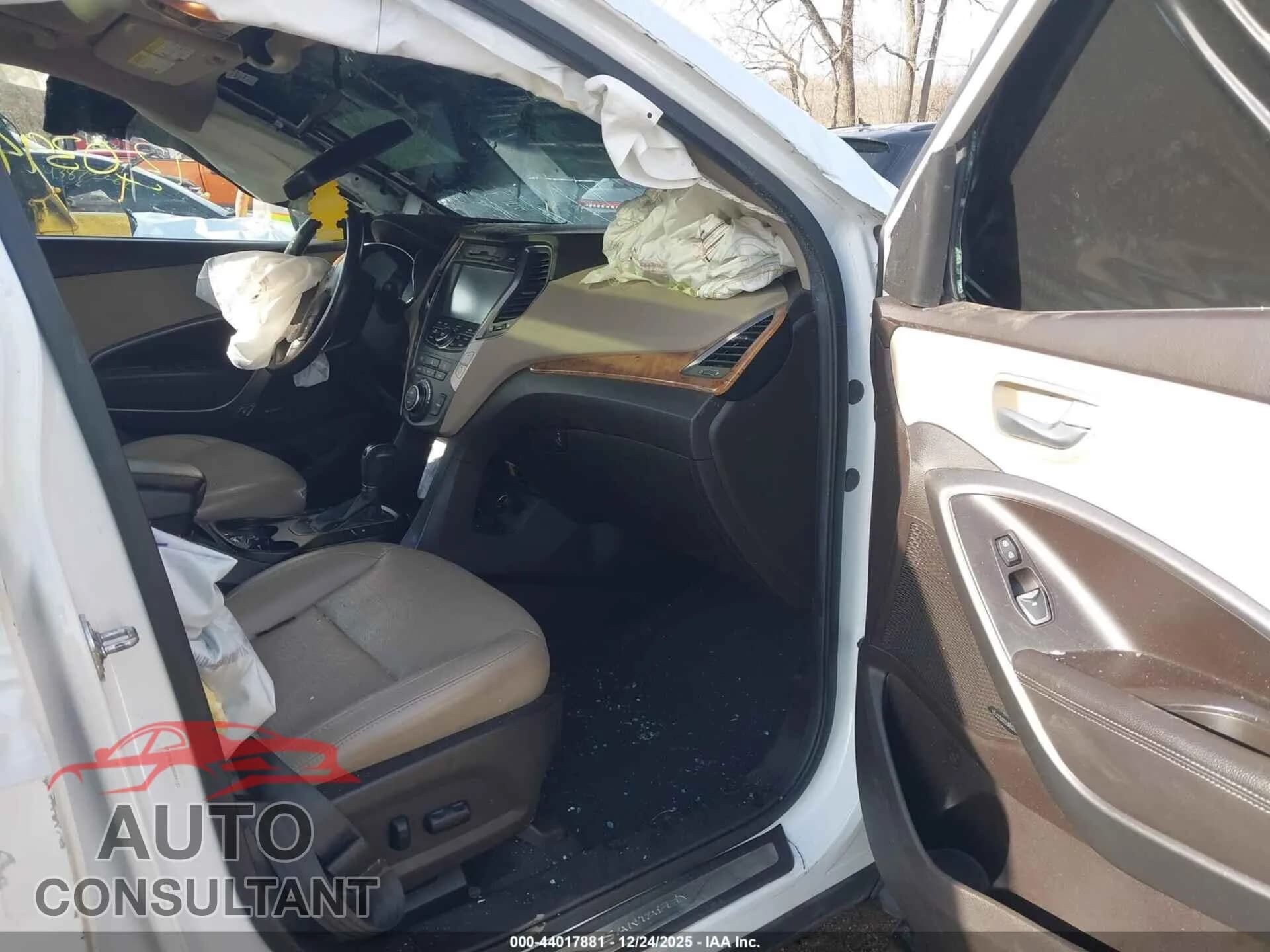 2013 HYUNDAI SANTA FE Damaged VIN 5XYZUDLB8DG084133 – interior seats 2013 HYUNDAI SANTA FE Damaged VIN 5XYZUDLB8DG084133 – interior seats