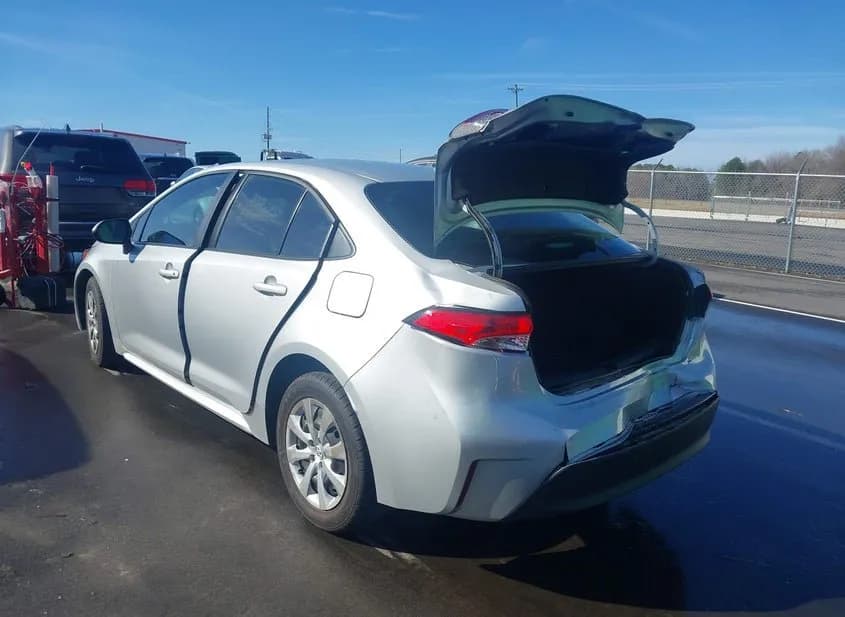 2023 TOYOTA Corolla Used VIN 5YFB4MDE9PP040703 – trunk area 2023 TOYOTA Corolla Used VIN 5YFB4MDE9PP040703 – trunk area
