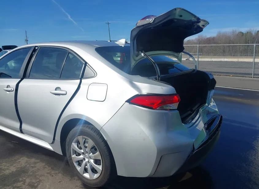 2023 TOYOTA Corolla Used VIN 5YFB4MDE9PP040703 – photo 14 2023 TOYOTA Corolla Used VIN 5YFB4MDE9PP040703 – photo 14