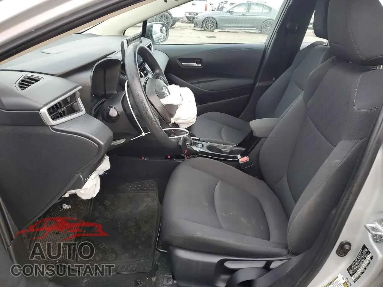 2021 TOYOTA COROLLA Used VIN 5YFEPMAE0MP233598 – exterior detail 2021 TOYOTA COROLLA Used VIN 5YFEPMAE0MP233598 – exterior detail