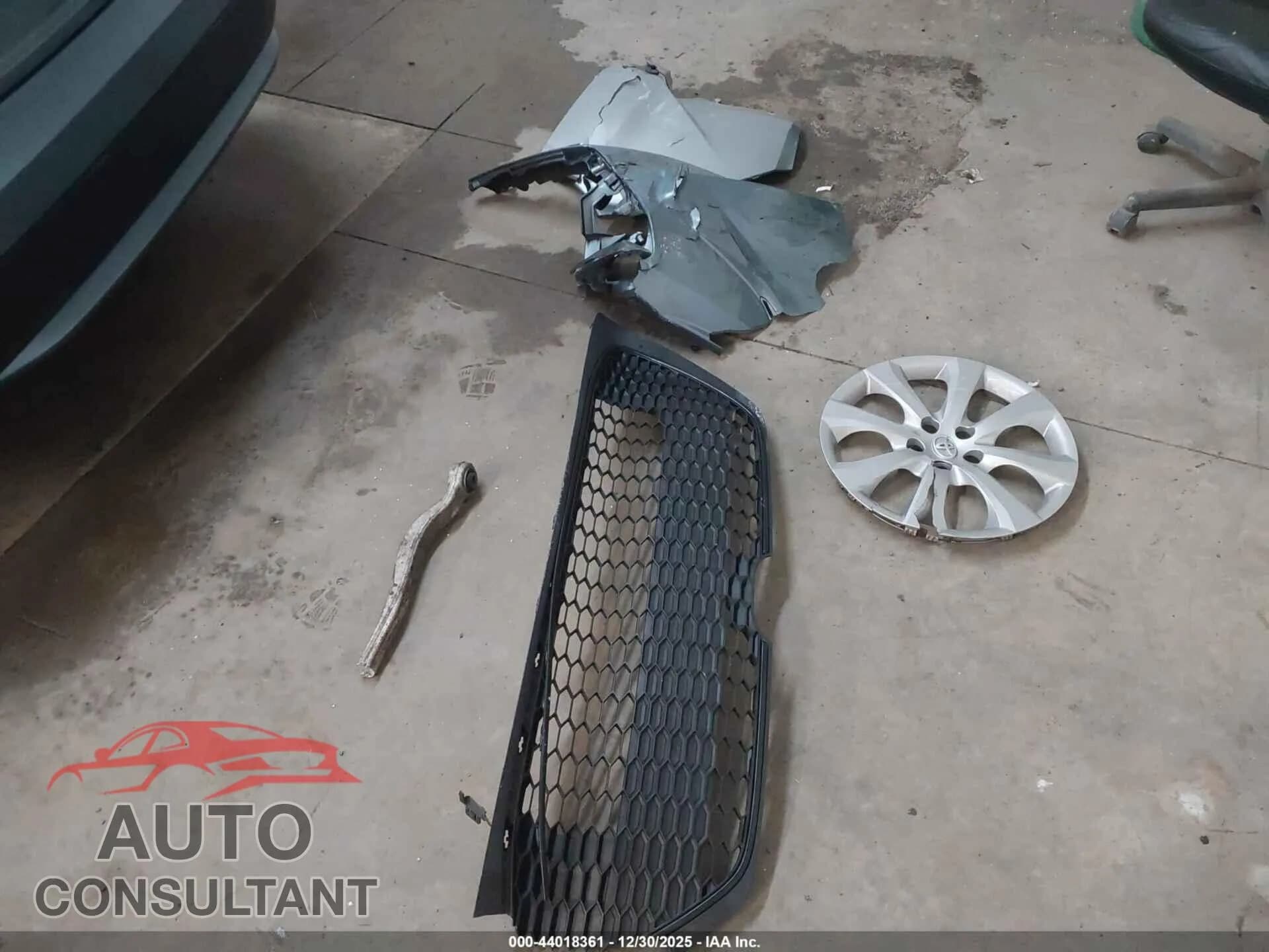 2020 TOYOTA COROLLA Damaged VIN 5YFEPRAE6LP062027 – photo 12 2020 TOYOTA COROLLA Damaged VIN 5YFEPRAE6LP062027 – photo 12