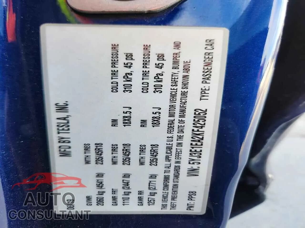 2019 TESLA MODEL 3 Damaged VIN 5YJ3E1EA2KF425052 – photo 12 2019 TESLA MODEL 3 Damaged VIN 5YJ3E1EA2KF425052 – photo 12