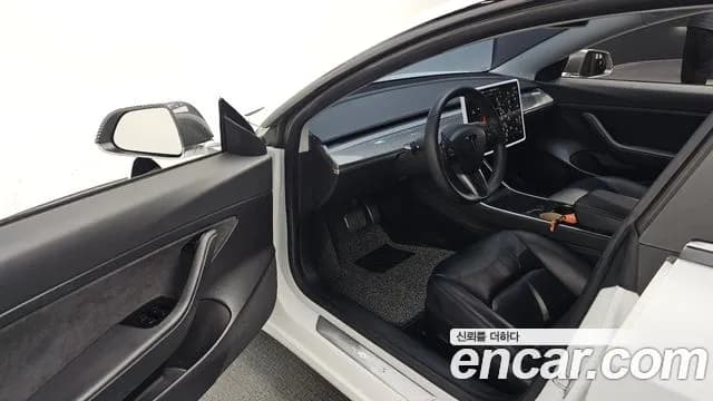 2020 Tesla Model 3 Standard Range Plue RWD Sold VIN 5YJ3E1EA3LF725975 – undercarriage 2020 Tesla Model 3 Standard Range Plue RWD Sold VIN 5YJ3E1EA3LF725975 – undercarriage
