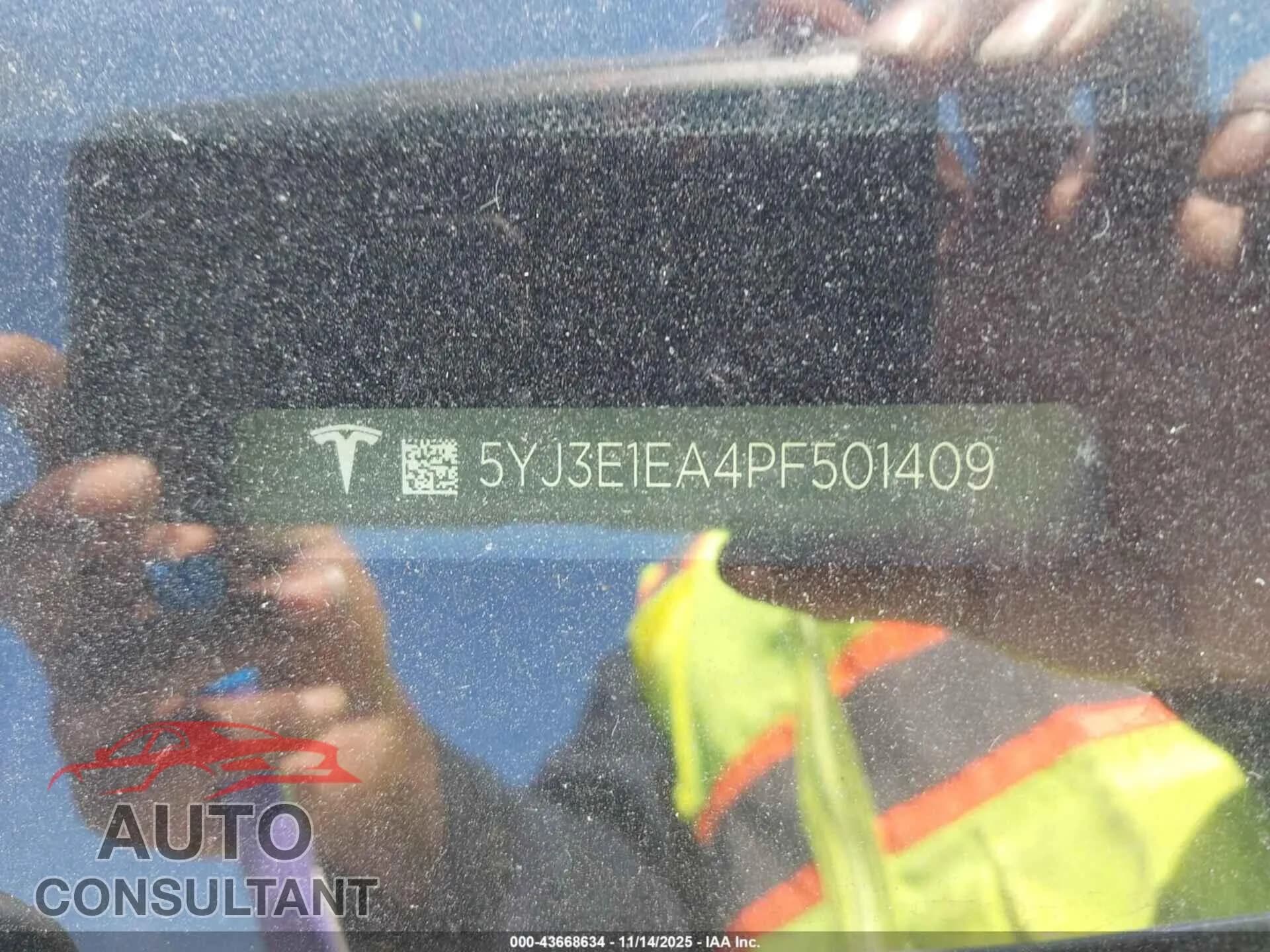 2023 TESLA MODEL 3 Damaged VIN 5YJ3E1EA4PF501409 – trunk area 2023 TESLA MODEL 3 Damaged VIN 5YJ3E1EA4PF501409 – trunk area