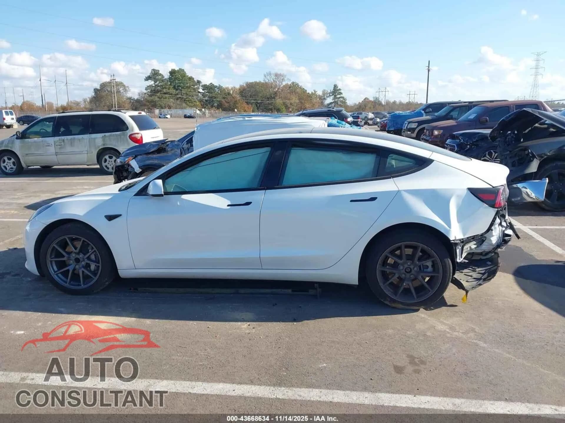 2023 TESLA MODEL 3 Damaged VIN 5YJ3E1EA4PF501409 – photo 13 2023 TESLA MODEL 3 Damaged VIN 5YJ3E1EA4PF501409 – photo 13