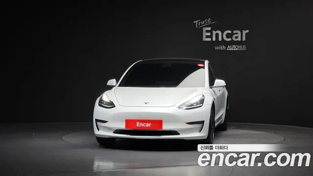 2020 Tesla Model 3 Standard Range Plue RWD Sold VIN 5YJ3E1EA5LF691392 – interior seats 2020 Tesla Model 3 Standard Range Plue RWD Sold VIN 5YJ3E1EA5LF691392 – interior seats
