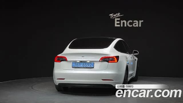 2020 Tesla Model 3 Standard Range Plue RWD Sold VIN 5YJ3E1EA5LF762929 – exterior detail 2020 Tesla Model 3 Standard Range Plue RWD Sold VIN 5YJ3E1EA5LF762929 – exterior detail