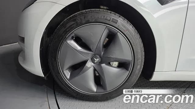 2020 Tesla Model 3 Standard Range Plue RWD Sold VIN 5YJ3E1EA5LF762929 – photo 18 2020 Tesla Model 3 Standard Range Plue RWD Sold VIN 5YJ3E1EA5LF762929 – photo 18