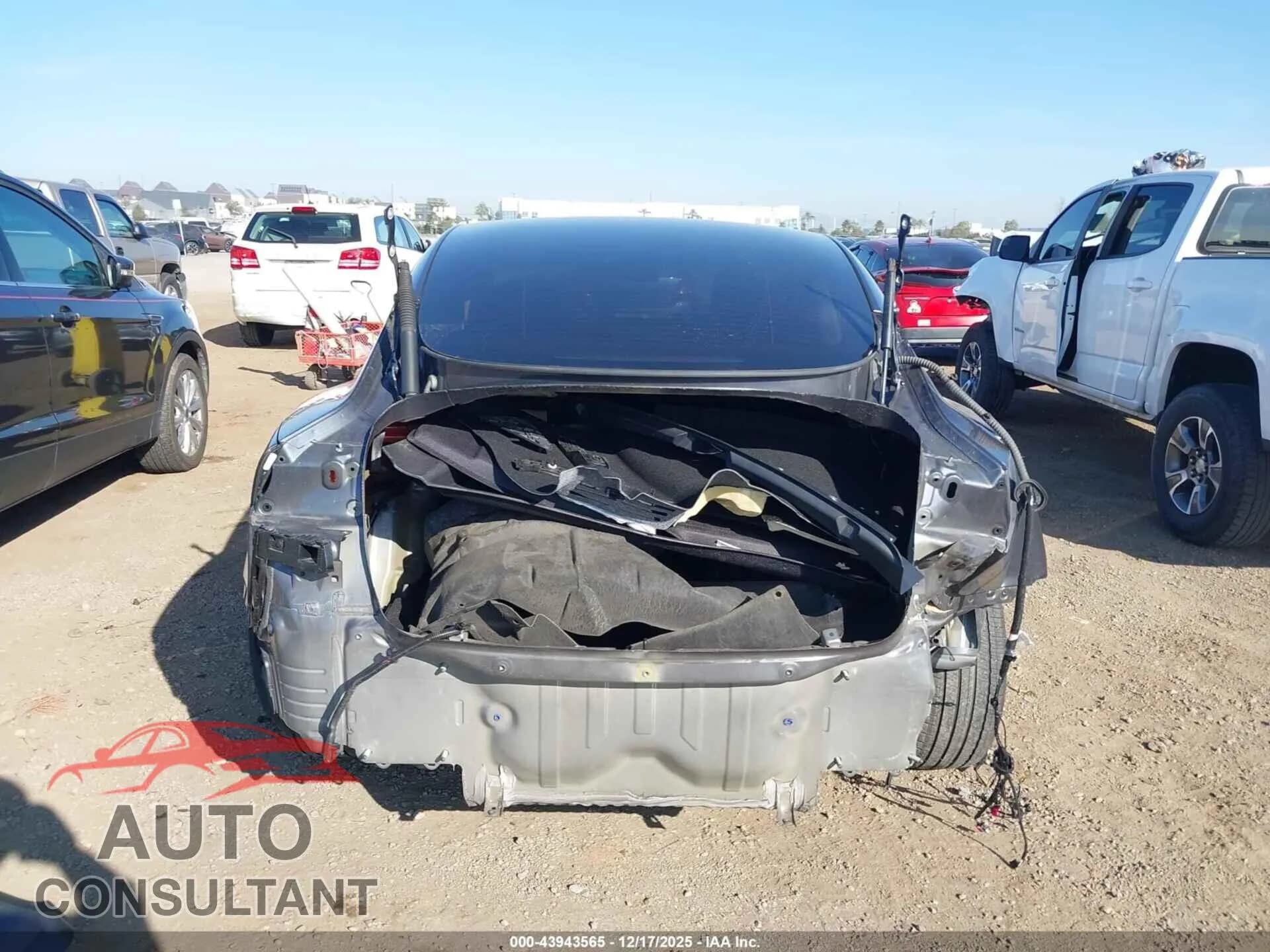 2021 TESLA MODEL 3 Damaged VIN 5YJ3E1EA6MF094768 – engine bay 2021 TESLA MODEL 3 Damaged VIN 5YJ3E1EA6MF094768 – engine bay