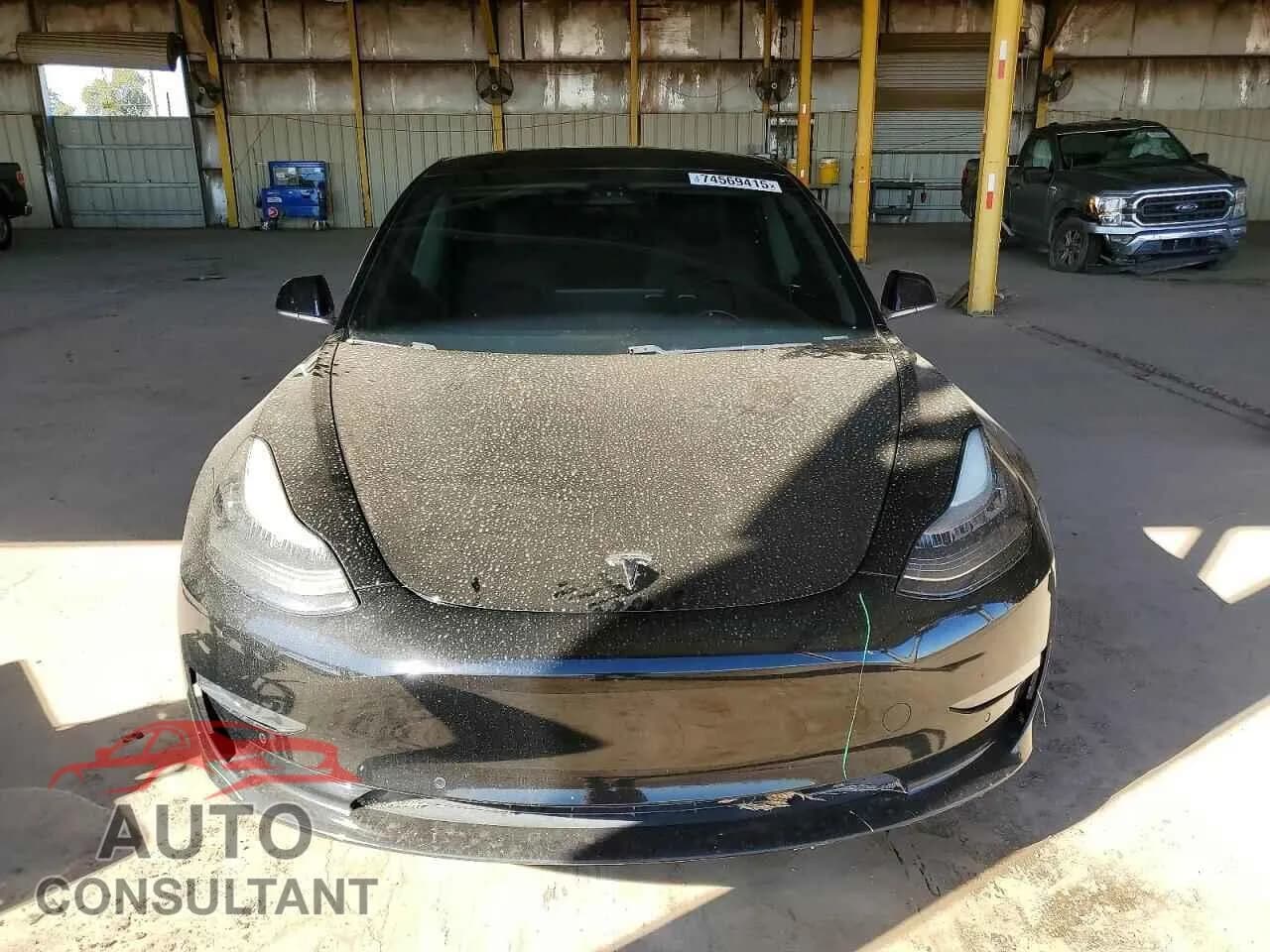 2019 TESLA MODEL 3 Damaged VIN 5YJ3E1EA8KF395278 – interior seats 2019 TESLA MODEL 3 Damaged VIN 5YJ3E1EA8KF395278 – interior seats