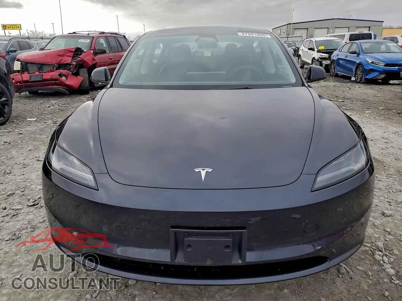 2025 TESLA MODEL 3 Damaged VIN 5YJ3E1EA8SF989904 – interior seats 2025 TESLA MODEL 3 Damaged VIN 5YJ3E1EA8SF989904 – interior seats