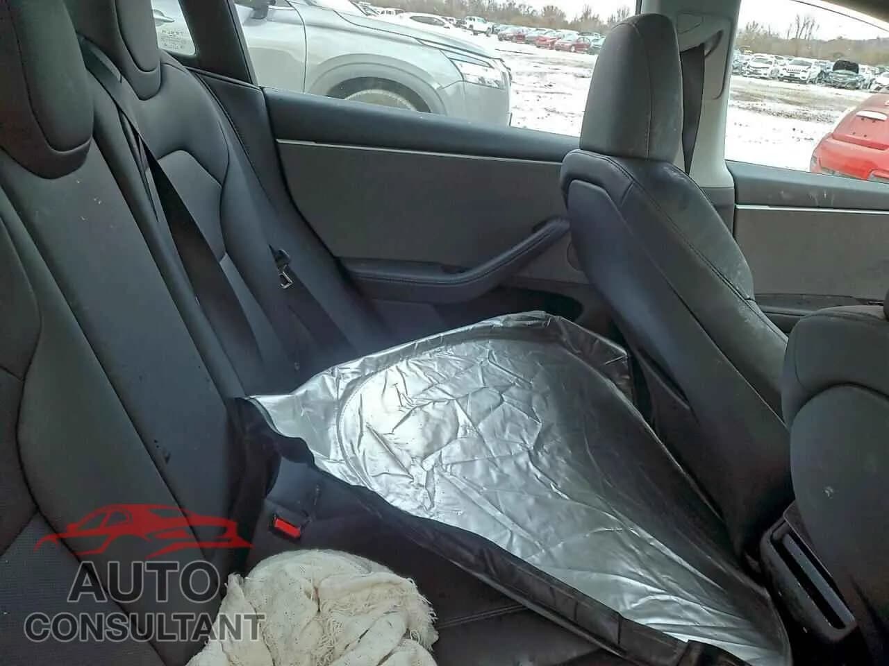 2025 TESLA MODEL 3 Damaged VIN 5YJ3E1EA8SF989904 – odometer reading 2025 TESLA MODEL 3 Damaged VIN 5YJ3E1EA8SF989904 – odometer reading