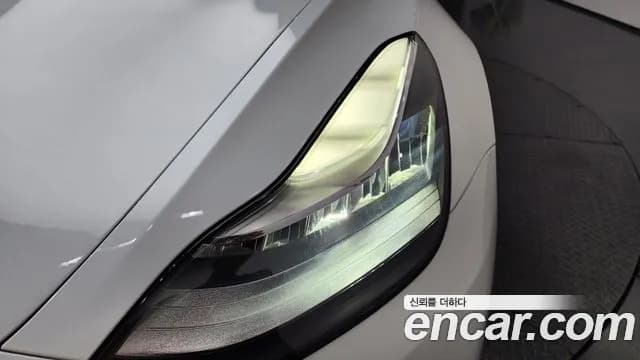 2020 Tesla Model 3 Standard Range Plue RWD Sold VIN 5YJ3E1EA9LF654264 – exterior detail 2020 Tesla Model 3 Standard Range Plue RWD Sold VIN 5YJ3E1EA9LF654264 – exterior detail