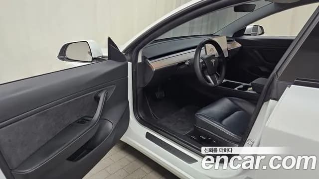 2021 Tesla Model 3 Long Range AWD Sold VIN 5YJ3E1EB0MF914027 – exterior detail 2021 Tesla Model 3 Long Range AWD Sold VIN 5YJ3E1EB0MF914027 – exterior detail