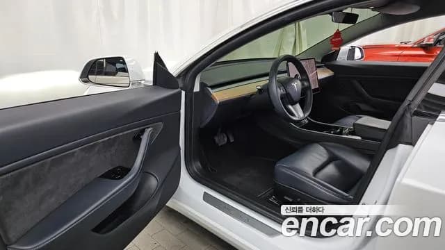 2020 Tesla Model 3 Long Range AWD Sold VIN 5YJ3E1EB1LF725062 – trunk area 2020 Tesla Model 3 Long Range AWD Sold VIN 5YJ3E1EB1LF725062 – trunk area