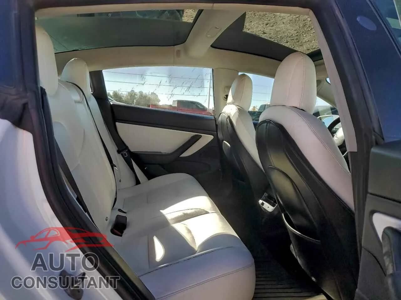 2018 TESLA MODEL 3 Damaged VIN 5YJ3E1EB2JF135644 – odometer reading 2018 TESLA MODEL 3 Damaged VIN 5YJ3E1EB2JF135644 – odometer reading