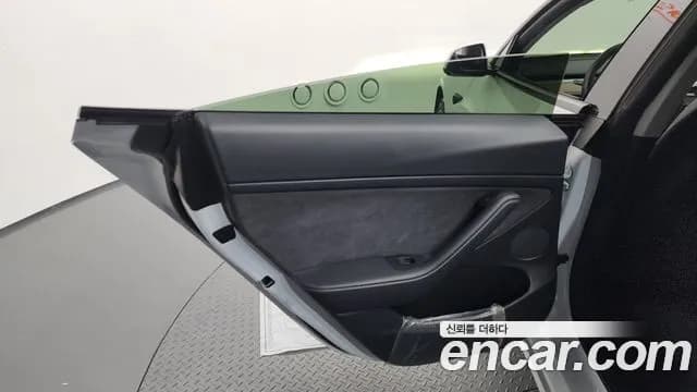2022 Tesla Model 3 Long Range AWD Sold VIN 5YJ3E1EB4NF149308 – exterior detail 2022 Tesla Model 3 Long Range AWD Sold VIN 5YJ3E1EB4NF149308 – exterior detail
