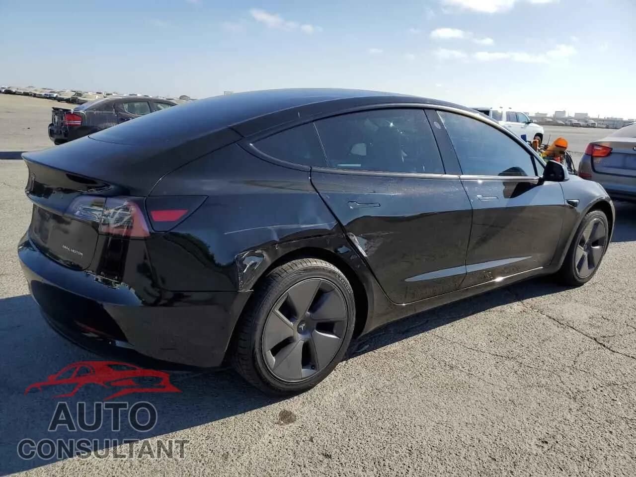 2022 TESLA MODEL 3 Damaged VIN 5YJ3E1EB5NF354961 – side profile 2022 TESLA MODEL 3 Damaged VIN 5YJ3E1EB5NF354961 – side profile