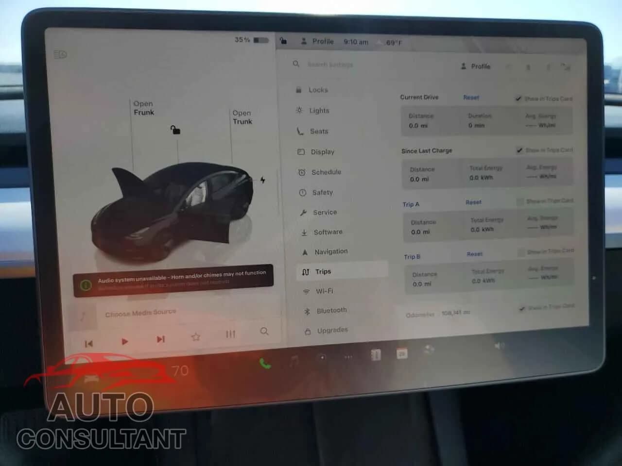 2022 TESLA MODEL 3 Damaged VIN 5YJ3E1EB5NF354961 – trunk area 2022 TESLA MODEL 3 Damaged VIN 5YJ3E1EB5NF354961 – trunk area