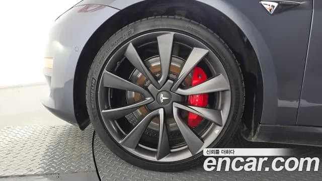 2020 Tesla Model 3 Performance AWD Sold VIN 5YJ3E1EC8LF756320 – trunk area 2020 Tesla Model 3 Performance AWD Sold VIN 5YJ3E1EC8LF756320 – trunk area