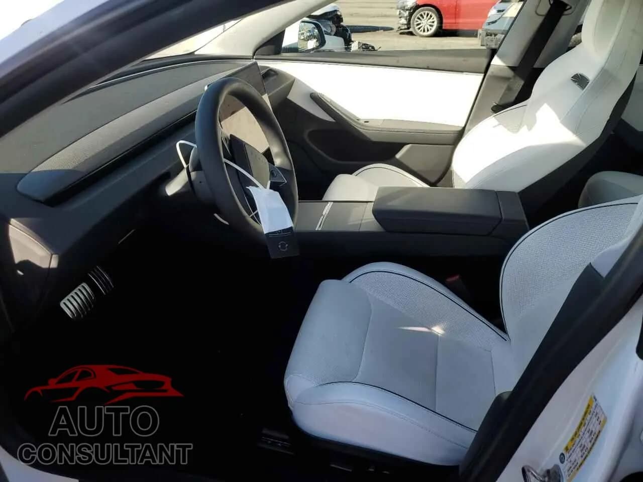 2024 TESLA MODEL 3 Damaged VIN 5YJ3E1ET1RF794948 – exterior detail 2024 TESLA MODEL 3 Damaged VIN 5YJ3E1ET1RF794948 – exterior detail