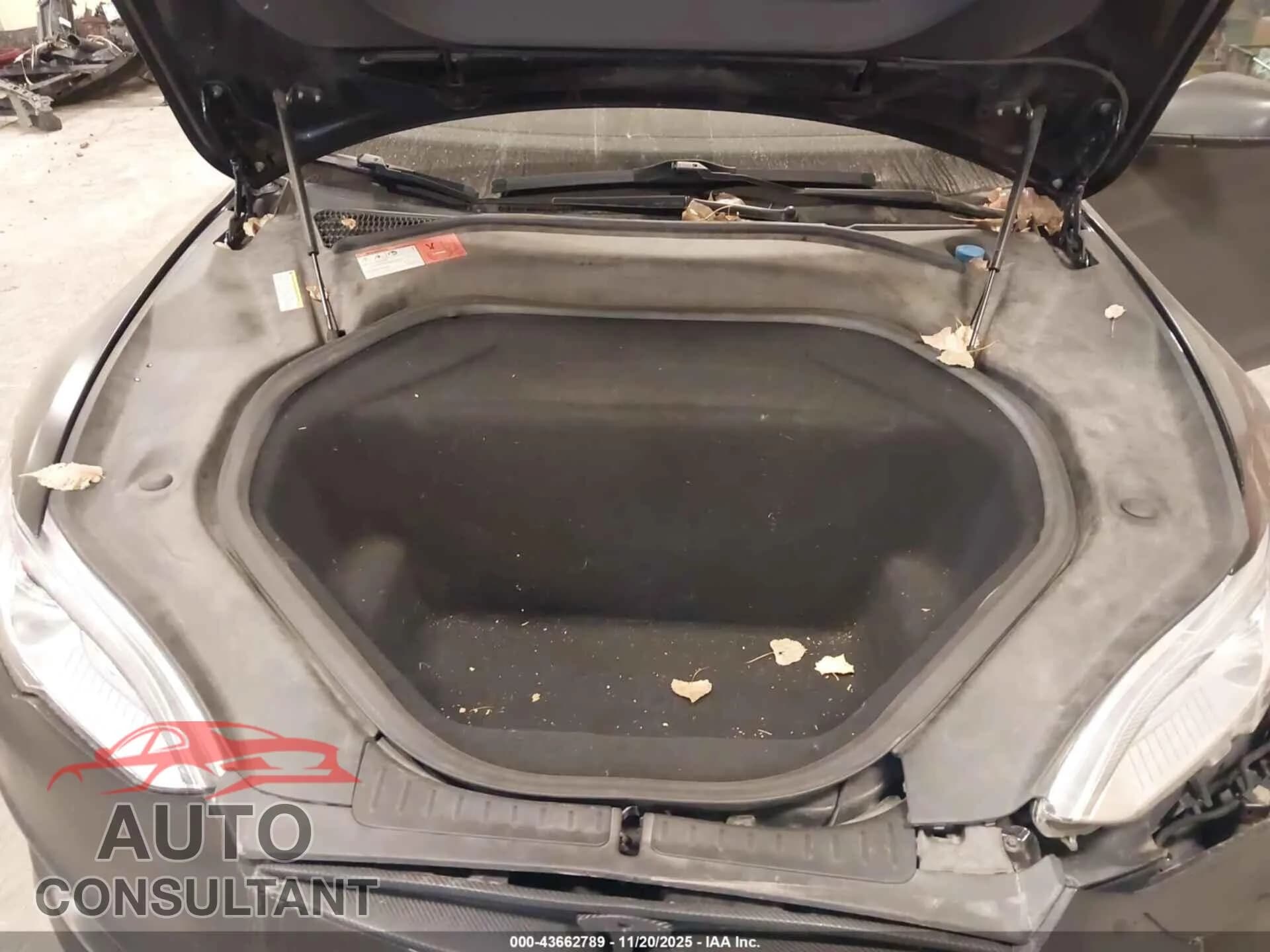 2016 TESLA MODEL S Damaged VIN 5YJSA1E42GF124726 – odometer reading 2016 TESLA MODEL S Damaged VIN 5YJSA1E42GF124726 – odometer reading