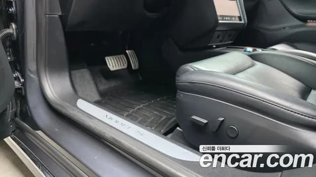 2020 Tesla Model S Performance Sold VIN 5YJSA1E44LF407770 – undercarriage 2020 Tesla Model S Performance Sold VIN 5YJSA1E44LF407770 – undercarriage