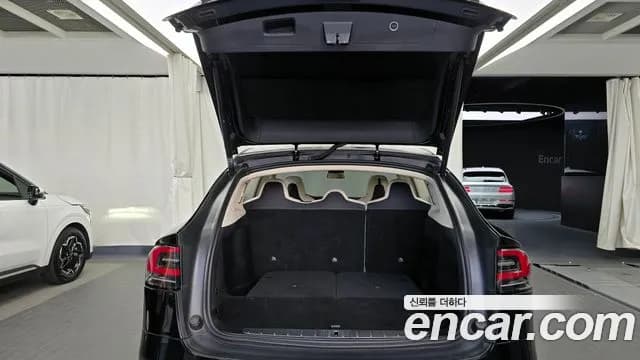 2019 Tesla Model X 100D Sold VIN 5YJXCAE20KF160809 – exterior detail 2019 Tesla Model X 100D Sold VIN 5YJXCAE20KF160809 – exterior detail