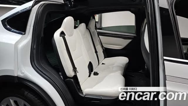 2018 Tesla Model X 100D Sold VIN 5YJXCAE22JF125977 – photo 30 2018 Tesla Model X 100D Sold VIN 5YJXCAE22JF125977 – photo 30