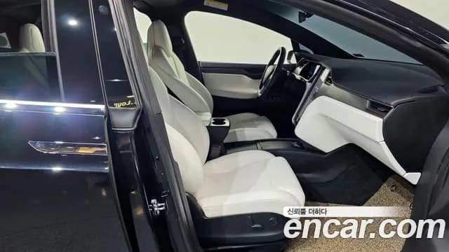 2018 Tesla Model X 100D Sold VIN 5YJXCBE27JF126533 – engine bay 2018 Tesla Model X 100D Sold VIN 5YJXCBE27JF126533 – engine bay