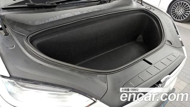 2020 Tesla Model X Performance Sold VIN 5YJXCDE4XLF287345 – rear exterior 2020 Tesla Model X Performance Sold VIN 5YJXCDE4XLF287345 – rear exterior