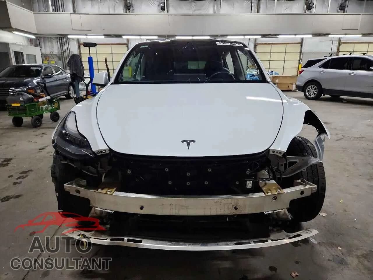 2021 TESLA MODEL Y Damaged VIN 5YJYGAEE5MF301007 – interior seats 2021 TESLA MODEL Y Damaged VIN 5YJYGAEE5MF301007 – interior seats