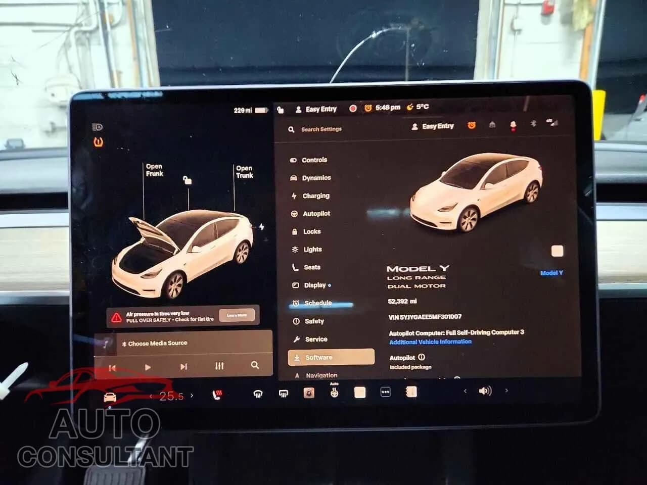 2021 TESLA MODEL Y Damaged VIN 5YJYGAEE5MF301007 – trunk area 2021 TESLA MODEL Y Damaged VIN 5YJYGAEE5MF301007 – trunk area