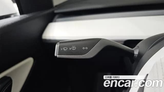 2021 Tesla Model Y Standard Range RWD Sold VIN 5YJYGDED111111111 – engine bay 2021 Tesla Model Y Standard Range RWD Sold VIN 5YJYGDED111111111 – engine bay